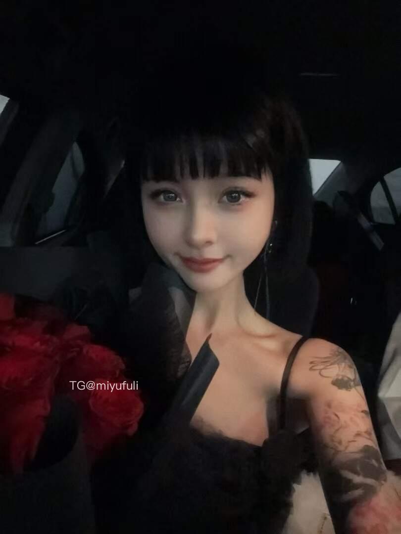 BELLA贝拉 2025-06-17 16:41:01 我想要的都会得到 包括你 第4张