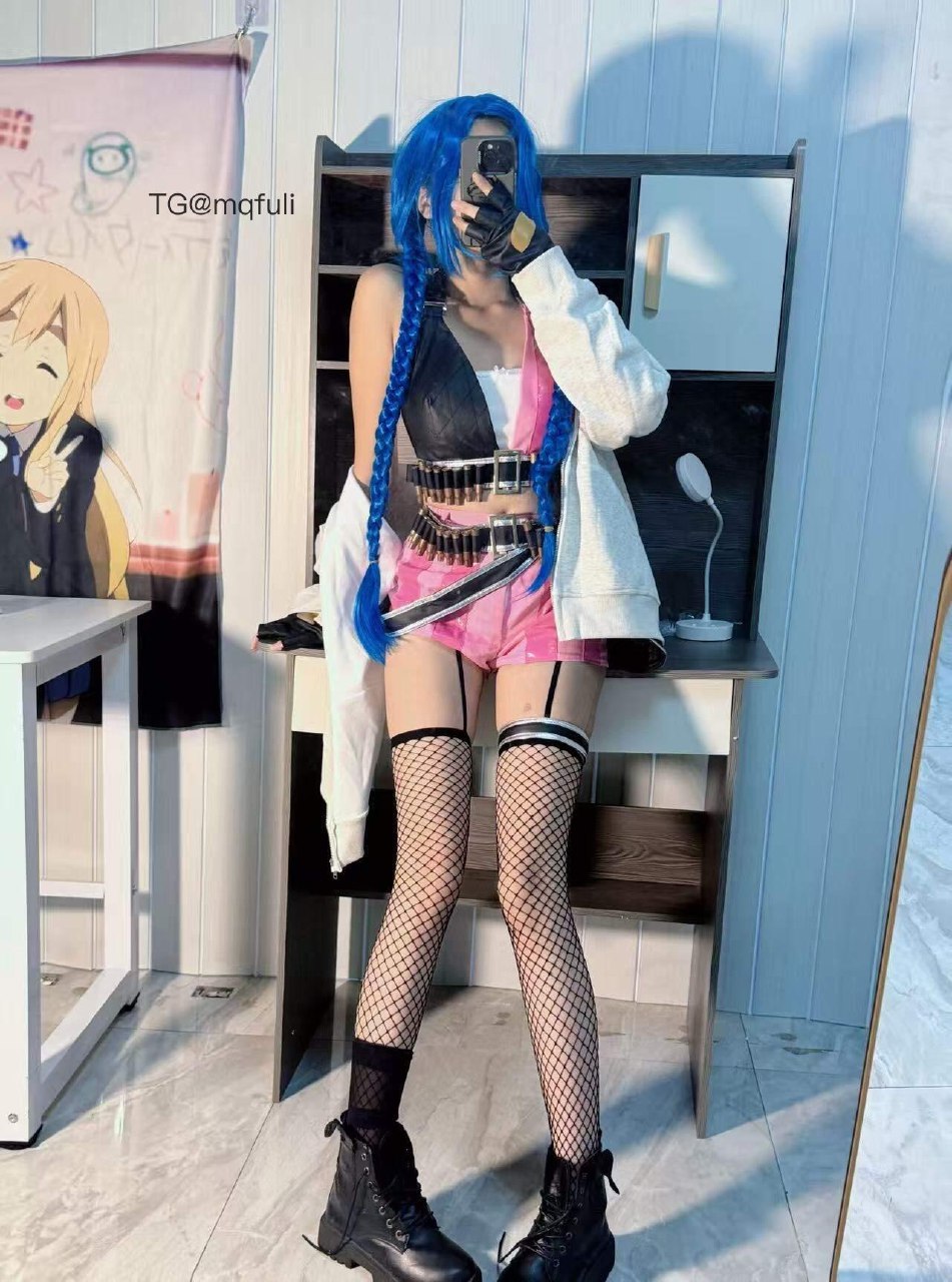 黑魔仙 2025-06-19 10:32:55 金克丝的含义就是金克丝🤫 第3张