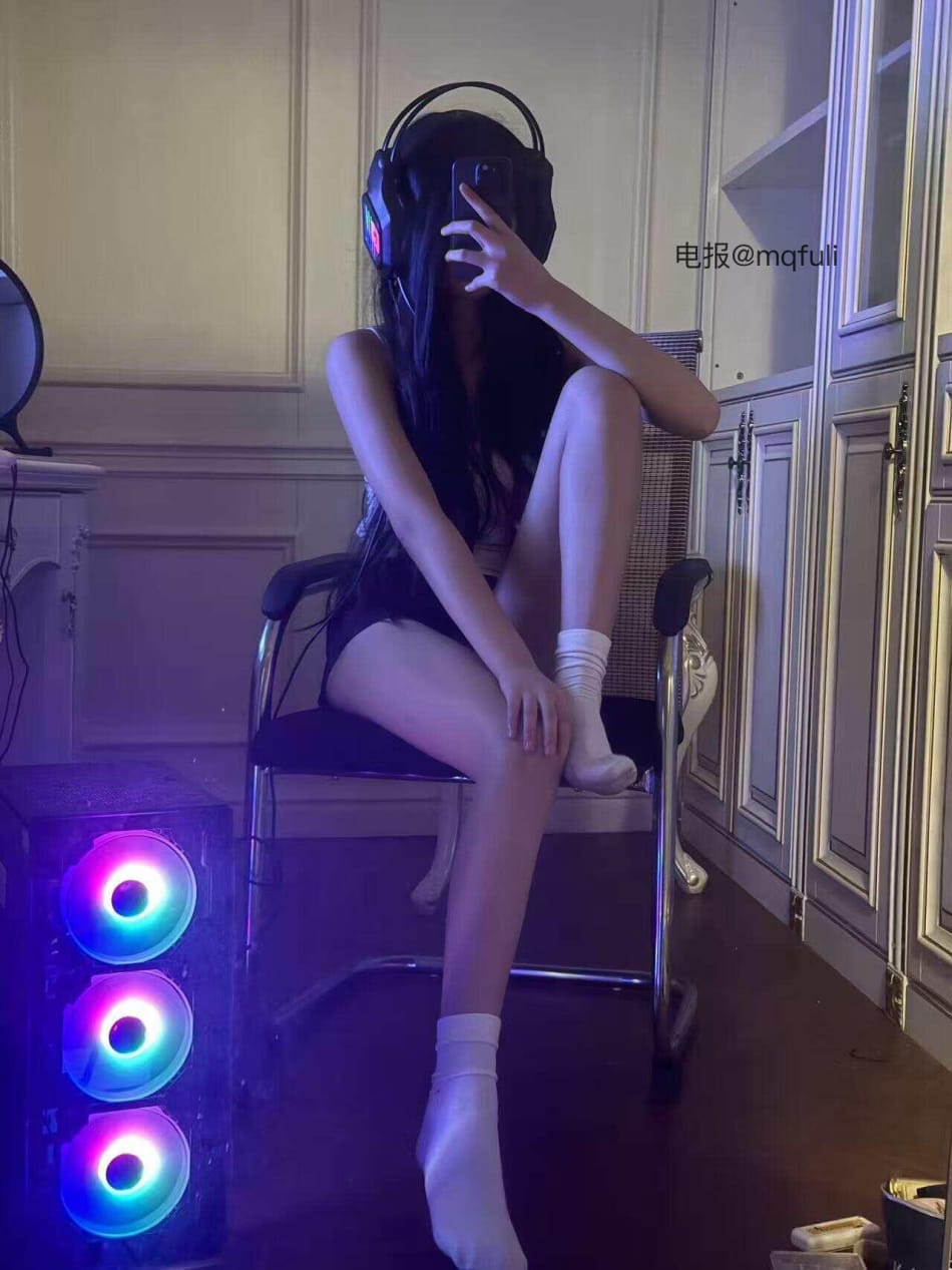 黑魔仙 2025-06-19 10:38:20 电竞少女的日常🤔 第9张