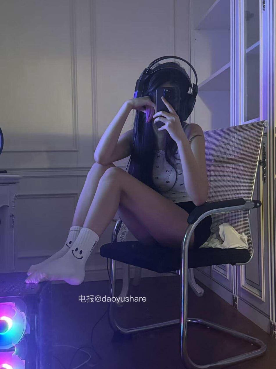 黑魔仙 2025-06-19 10:38:20 电竞少女的日常🤔 第16张