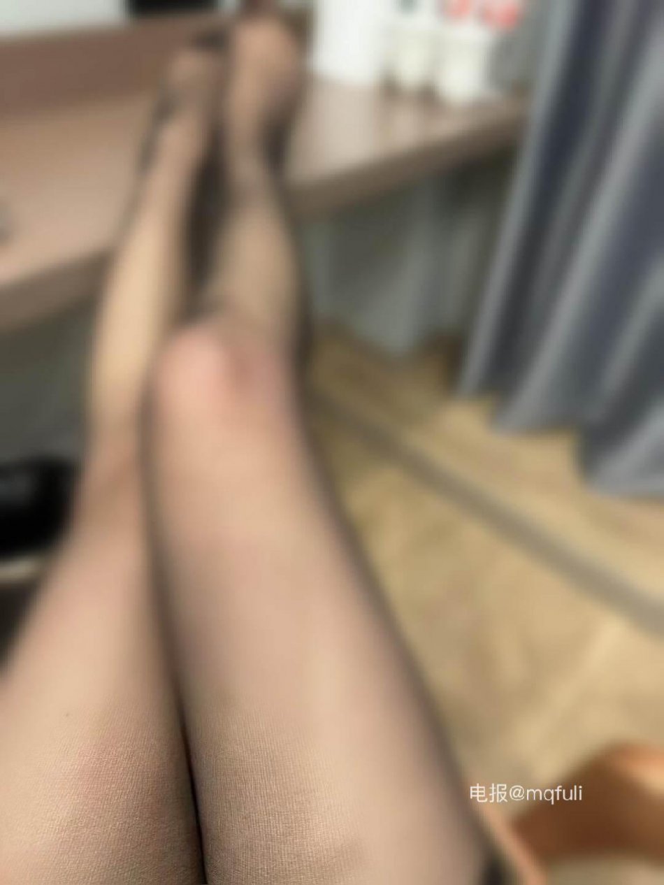 兔娘 2025-06-05 17:01:23 黑色的