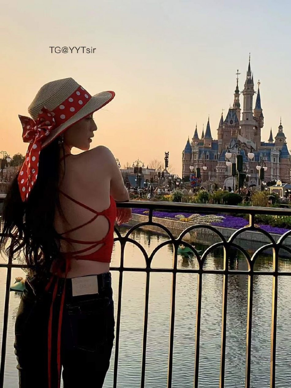 南伊 2025-06-17 15:44:00 他们都夸我最甜 你要不要尝尝😘 第16张