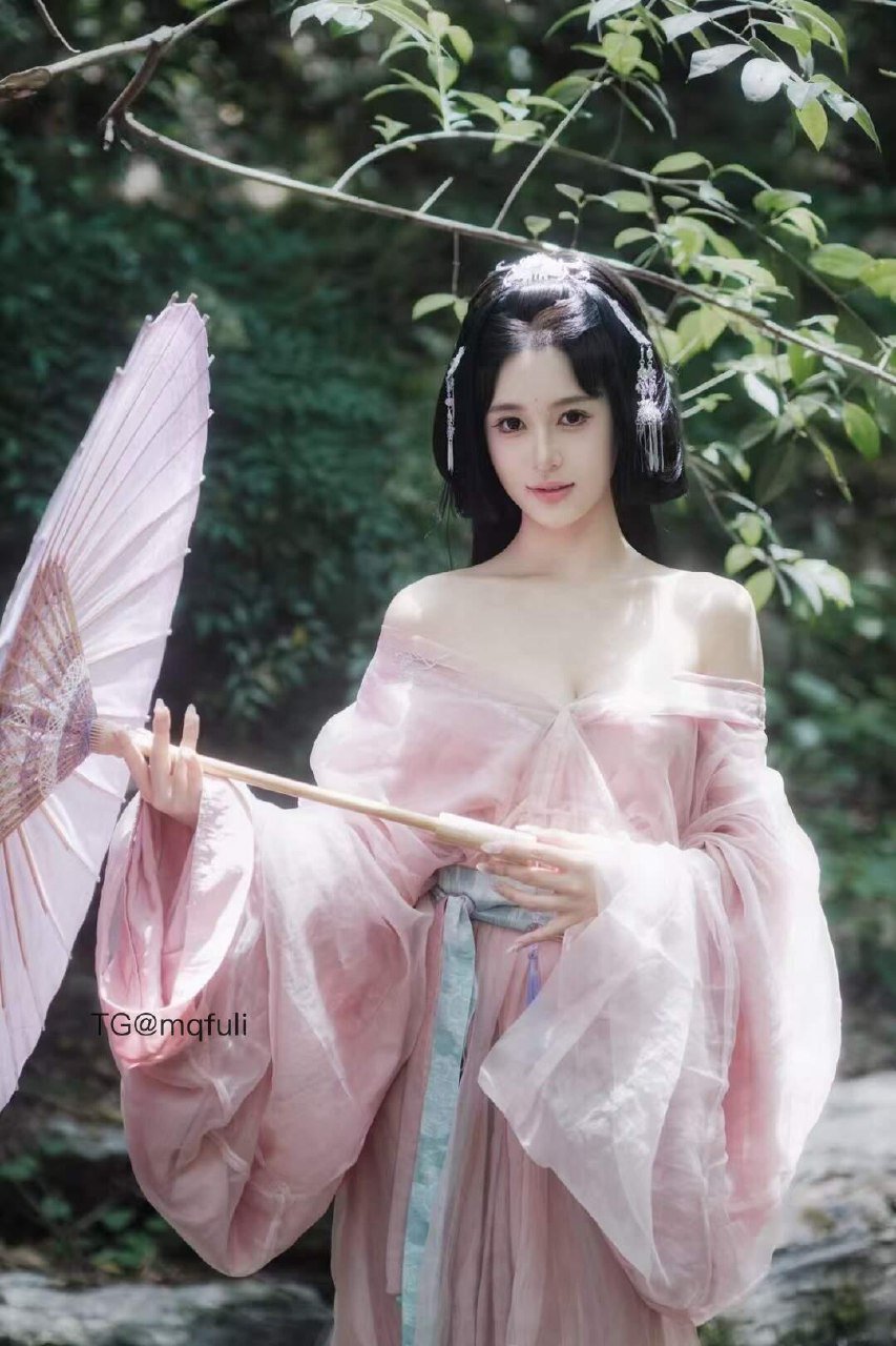 南伊 2025-06-17 15:44:00 他们都夸我最甜 你要不要尝尝😘 第10张