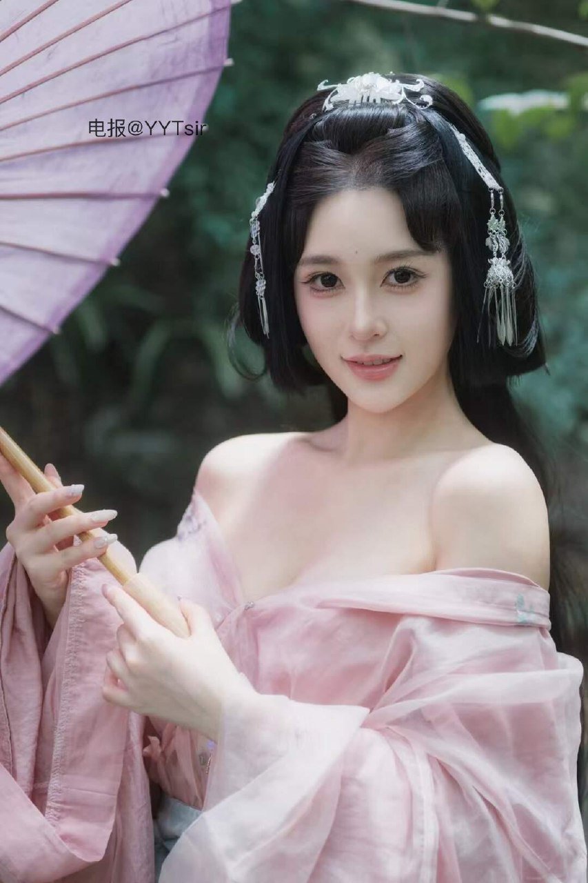 南伊 2025-06-17 15:44:00 他们都夸我最甜 你要不要尝尝😘 第9张