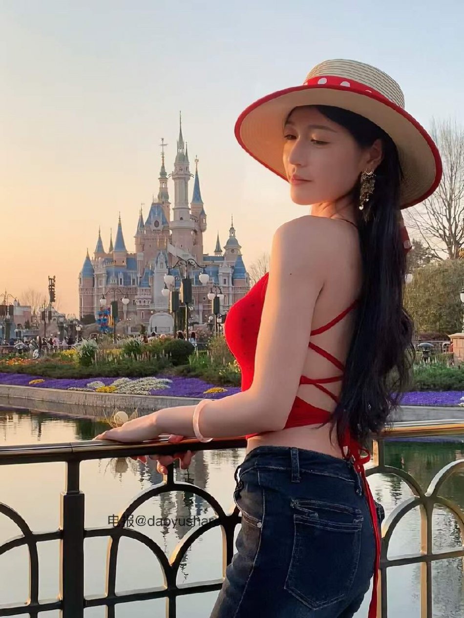 南伊 2025-06-17 15:44:00 他们都夸我最甜 你要不要尝尝😘 第15张