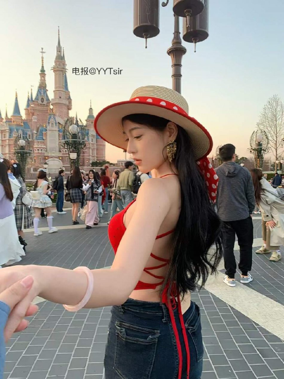 南伊 2025-06-17 15:44:00 他们都夸我最甜 你要不要尝尝😘 第14张