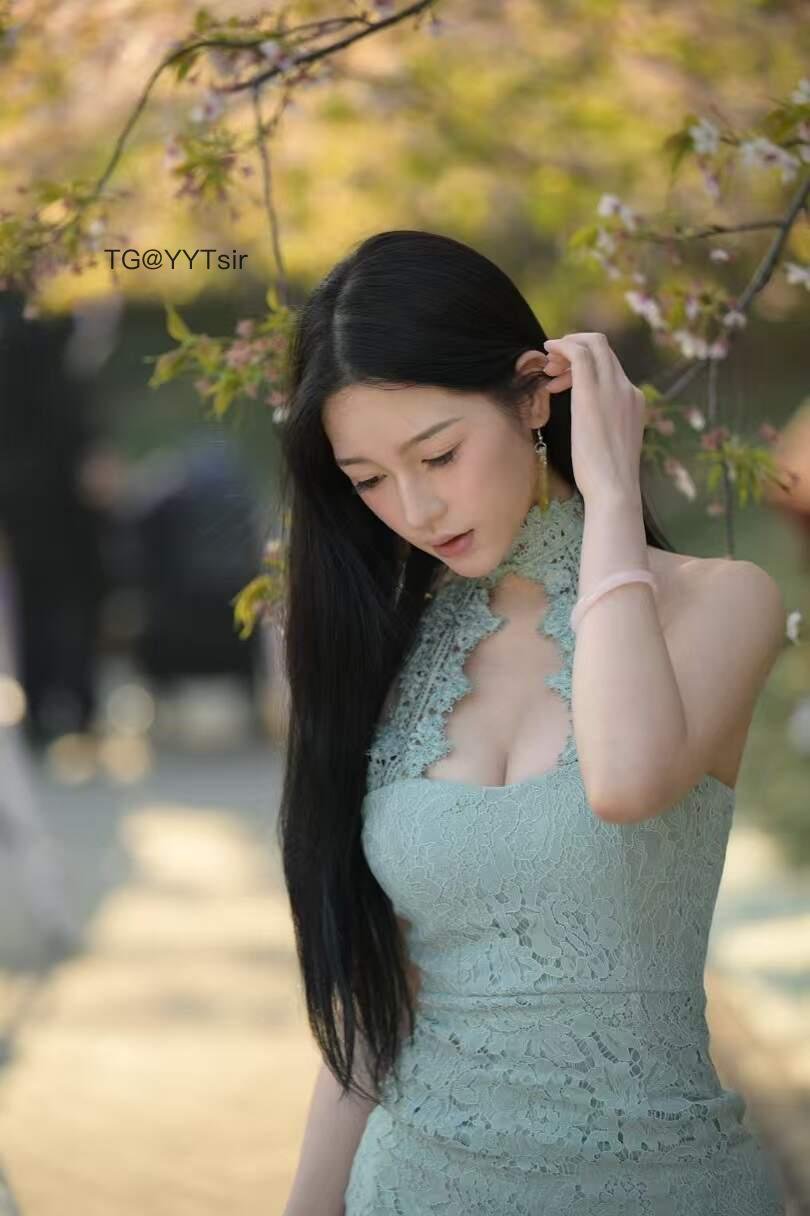 南伊 2025-06-17 15:44:00 他们都夸我最甜 你要不要尝尝😘 第18张