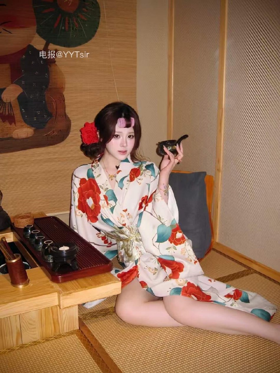 奶涵大白兔 2025-06-09 22:19:38 想成为你的枕边书,怀中猫,还有意中人 第2张