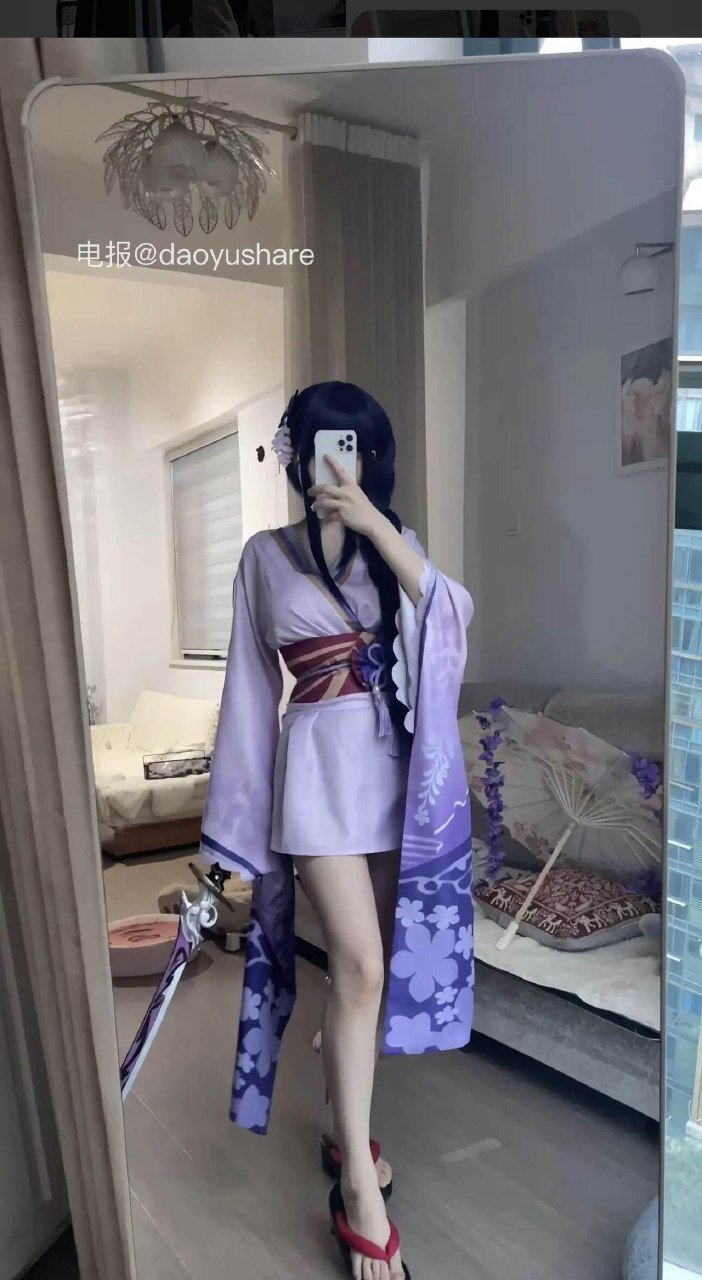 小羊同学 2025-06-01 01:08:13 花又开了，大小姐的心又是谁呢？