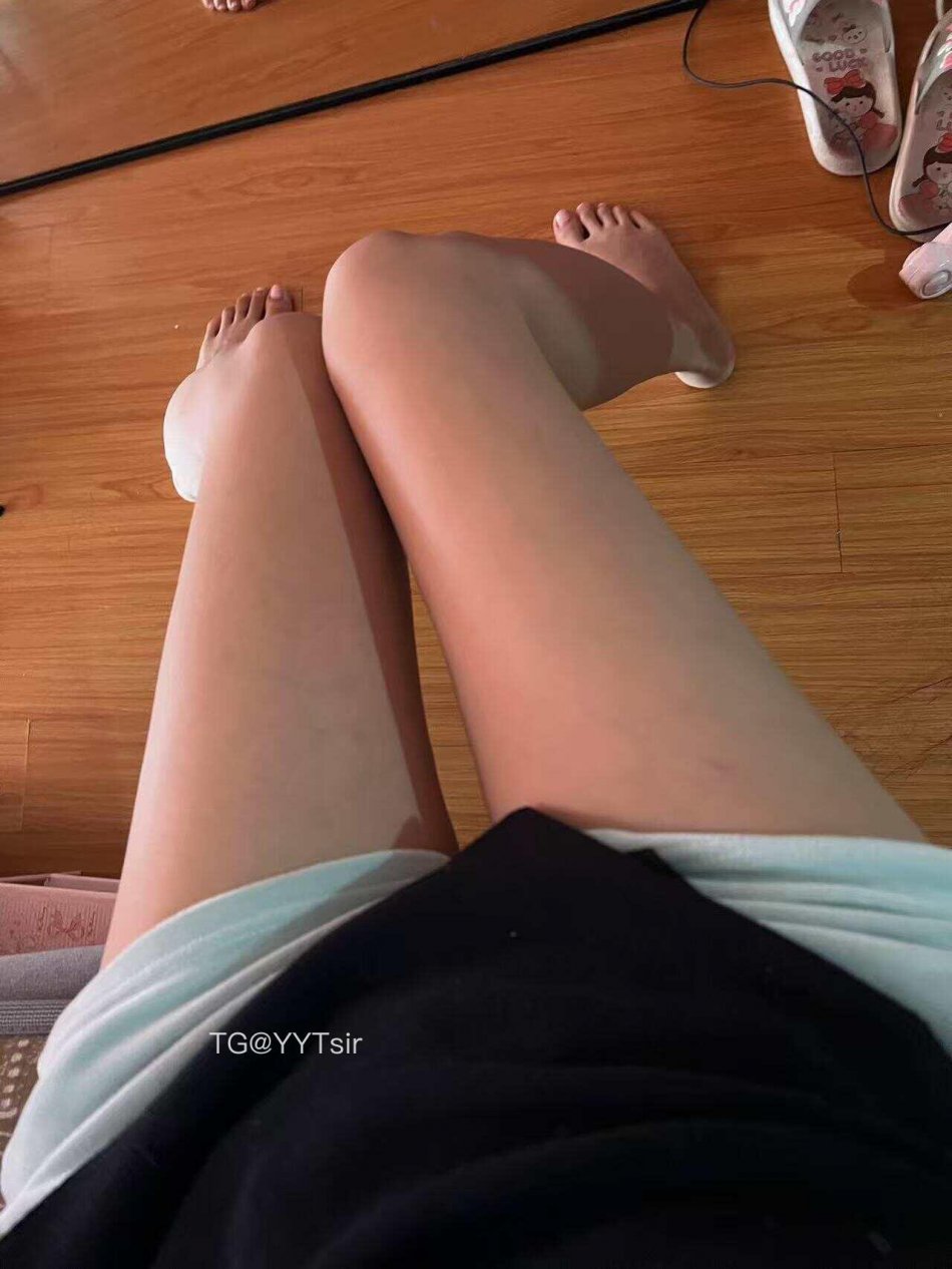 秋秋子 2025-06-24 15:58:46 尽管吻我 第3张