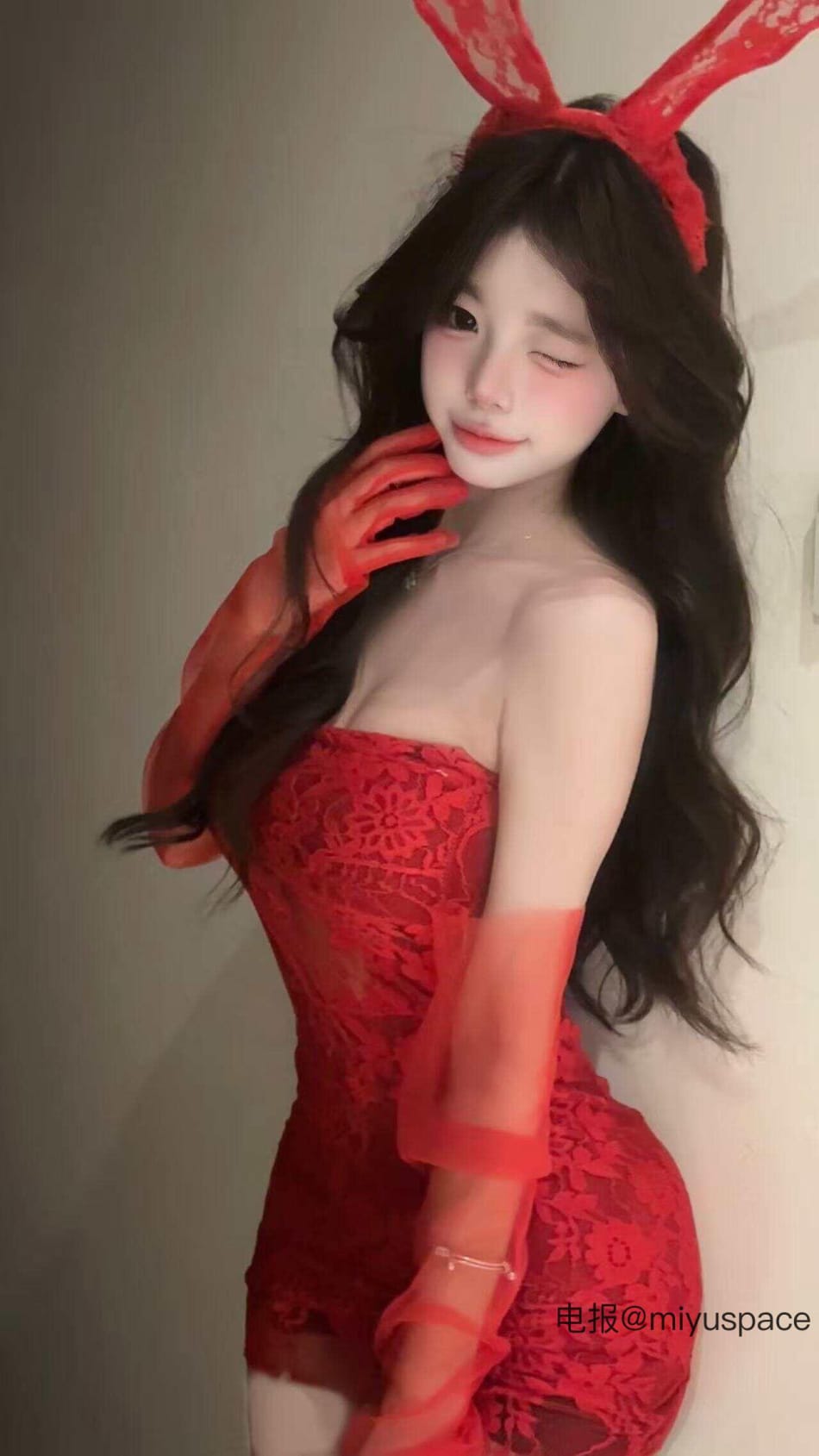 呆呆 2025-07-08 10:54:21 看看姐的红色战袍 第2张