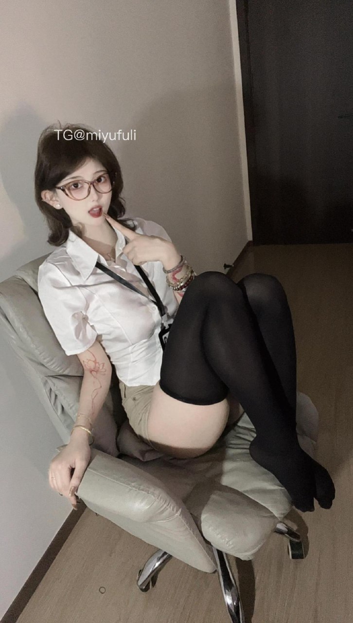 吞吞 2025-07-14 21:10:10 办公室女神👸🏻 第12张