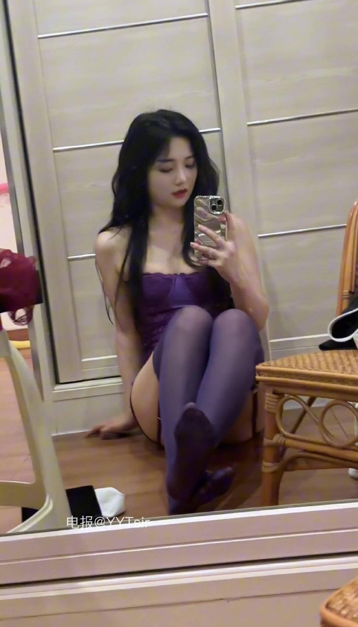 九斤明哥 2025-07-19 18:37:33 许嵩说的对 紫色真的有韵味🥰 第2张