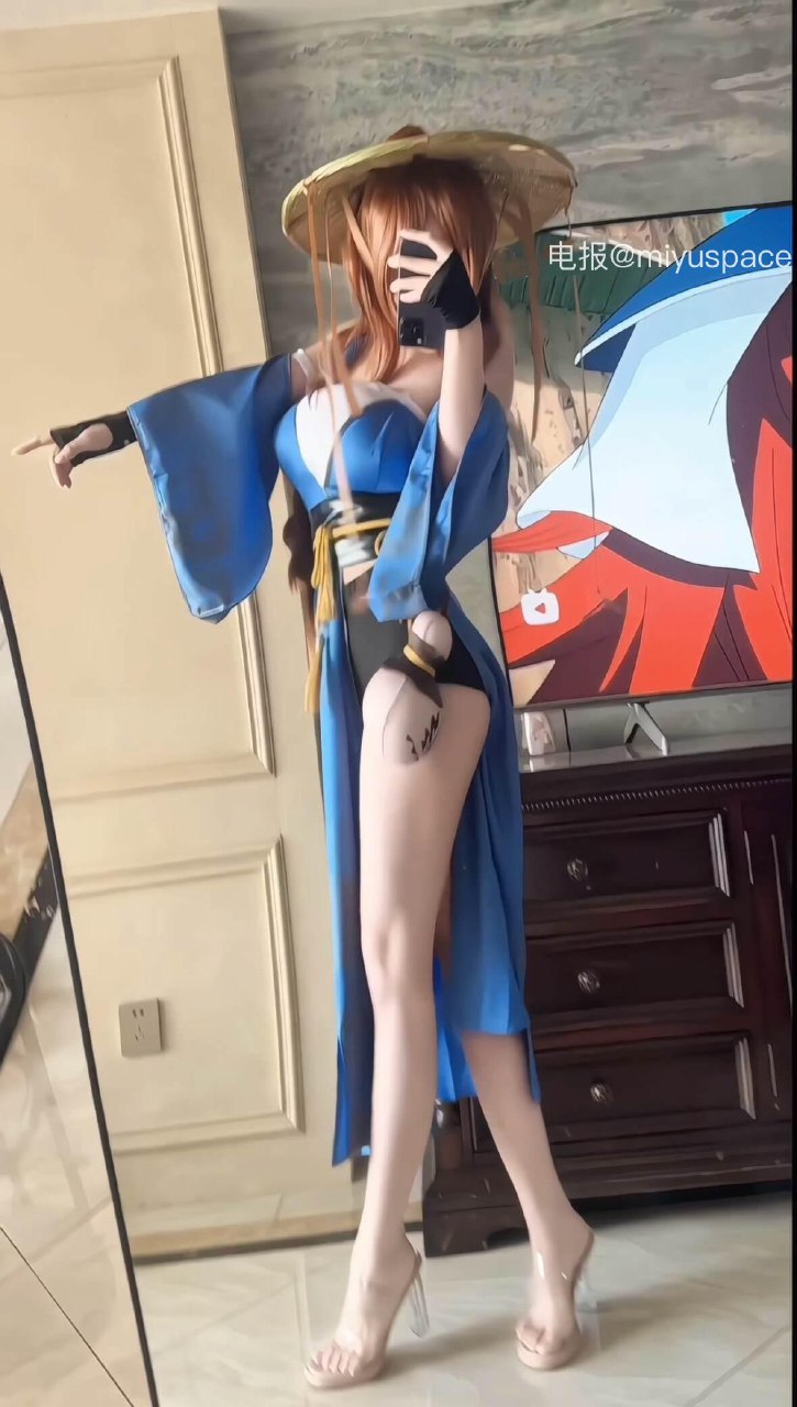 是离宝 2025-07-15 00:11:00 好腿 我好喜欢 第2张