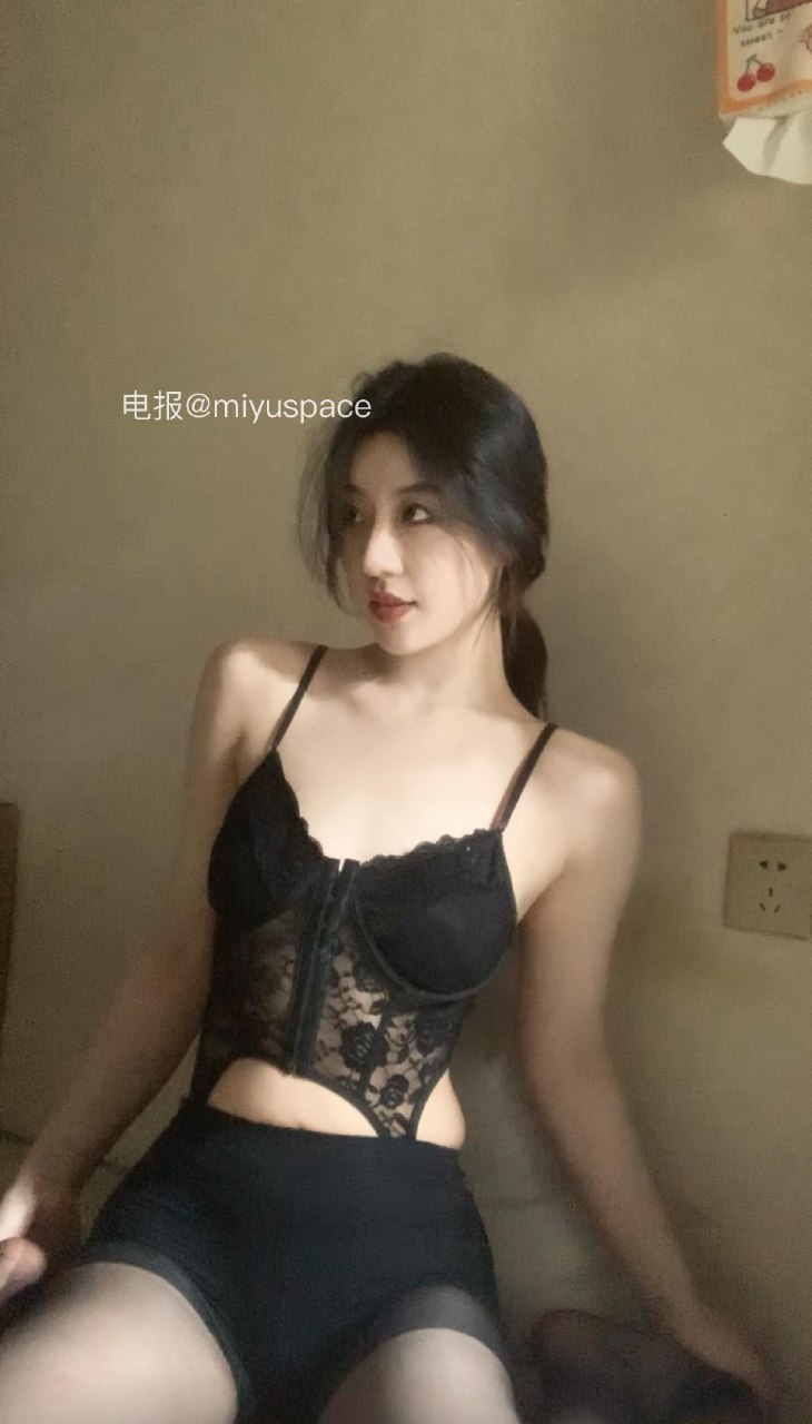 东北范one 2025-07-21 16:31:40 各种无死角超绝小姿势 第4张