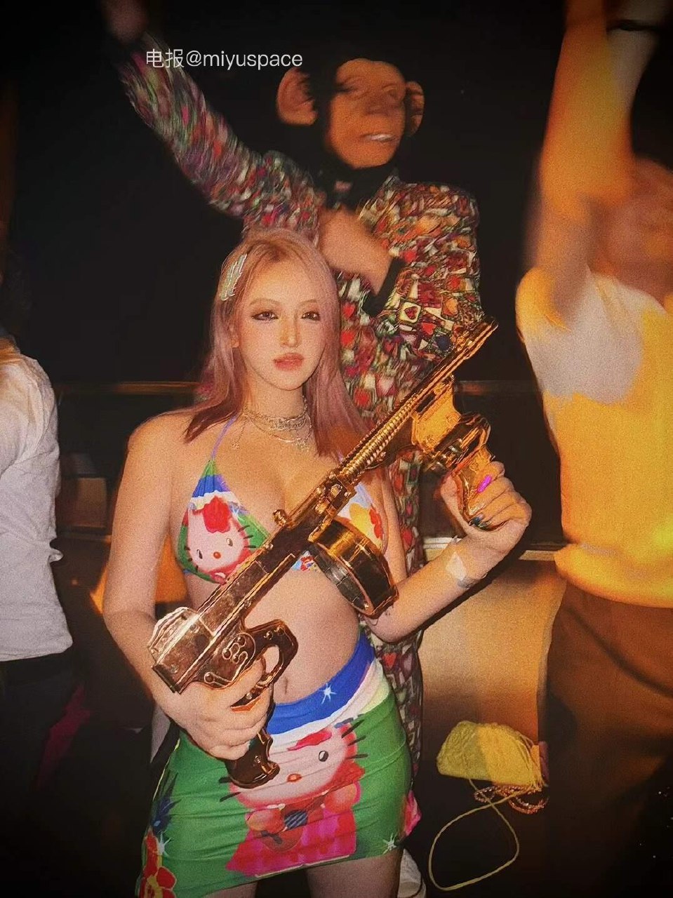 你的渡口 2025-07-16 00:58:51 谁说可爱不能和性感并存 第4张