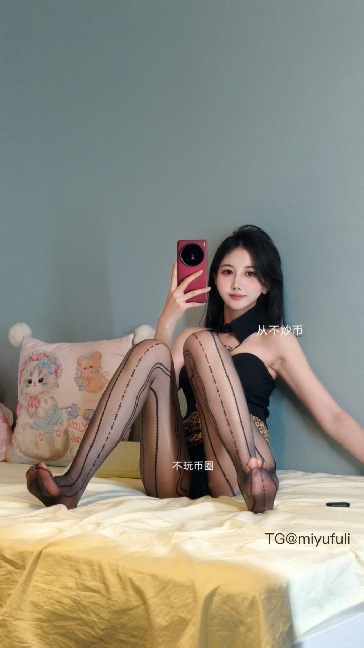 刘二萌 2025-07-23 18:47:08 蜜腿十蜜豚十酥维密标准三件套一个不落 第3张