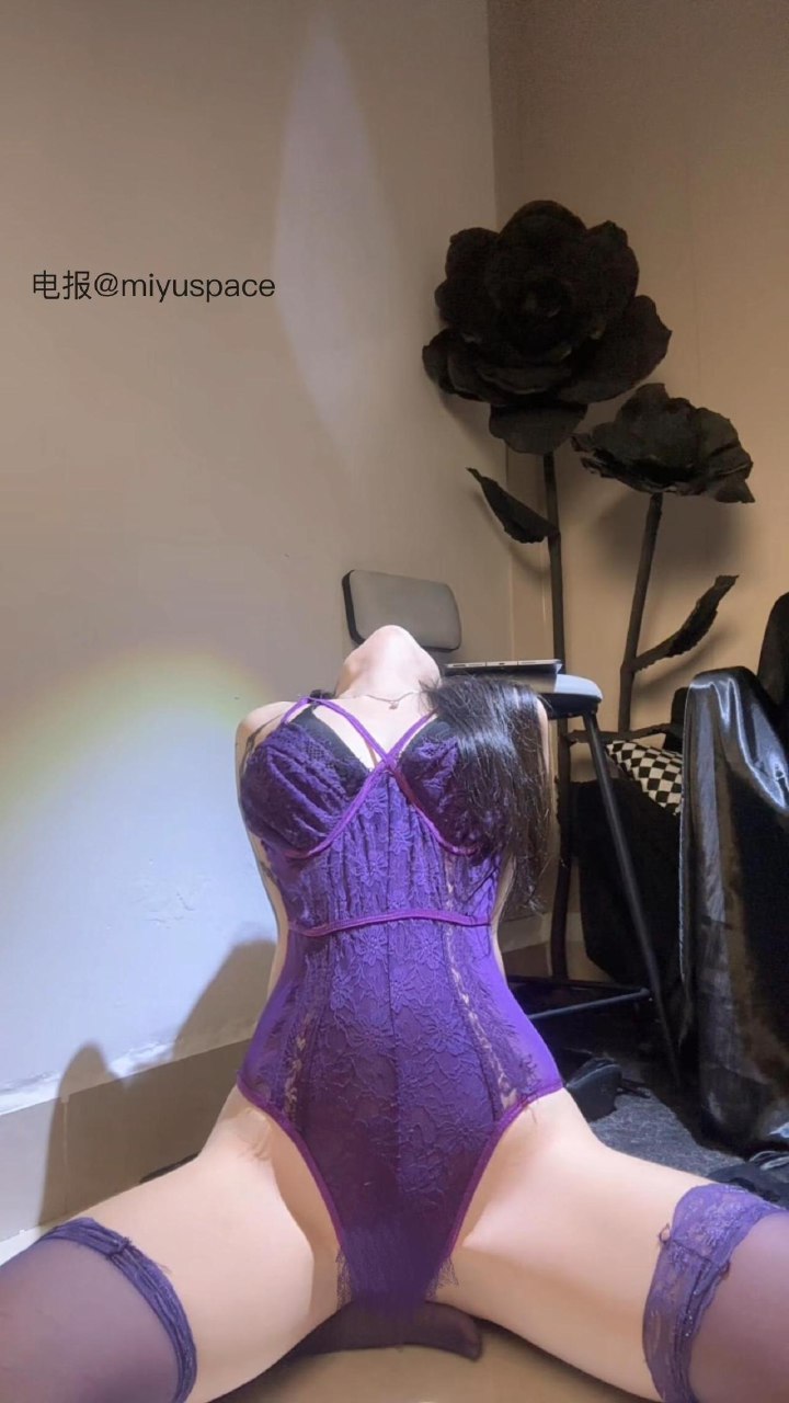 小哭包不哭 2025-07-23 22:50:14 【付费贴】哭包最新拍摄 第6张