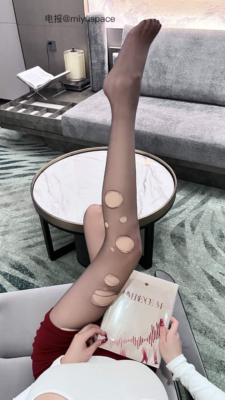 杨晨晨 2025-07-25 21:11:00 腿就好了吧？ 看看腿就好了吧？ 第5张