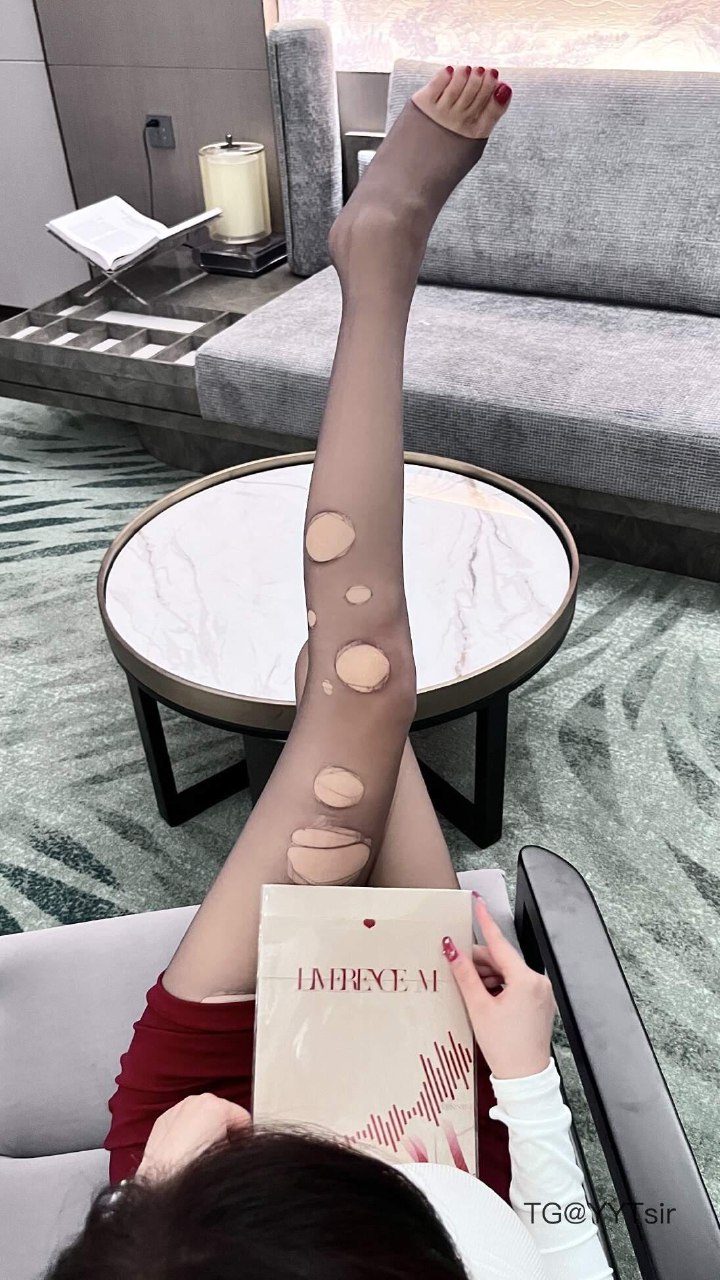 杨晨晨 2025-07-25 21:11:00 腿就好了吧？ 看看腿就好了吧？ 第6张