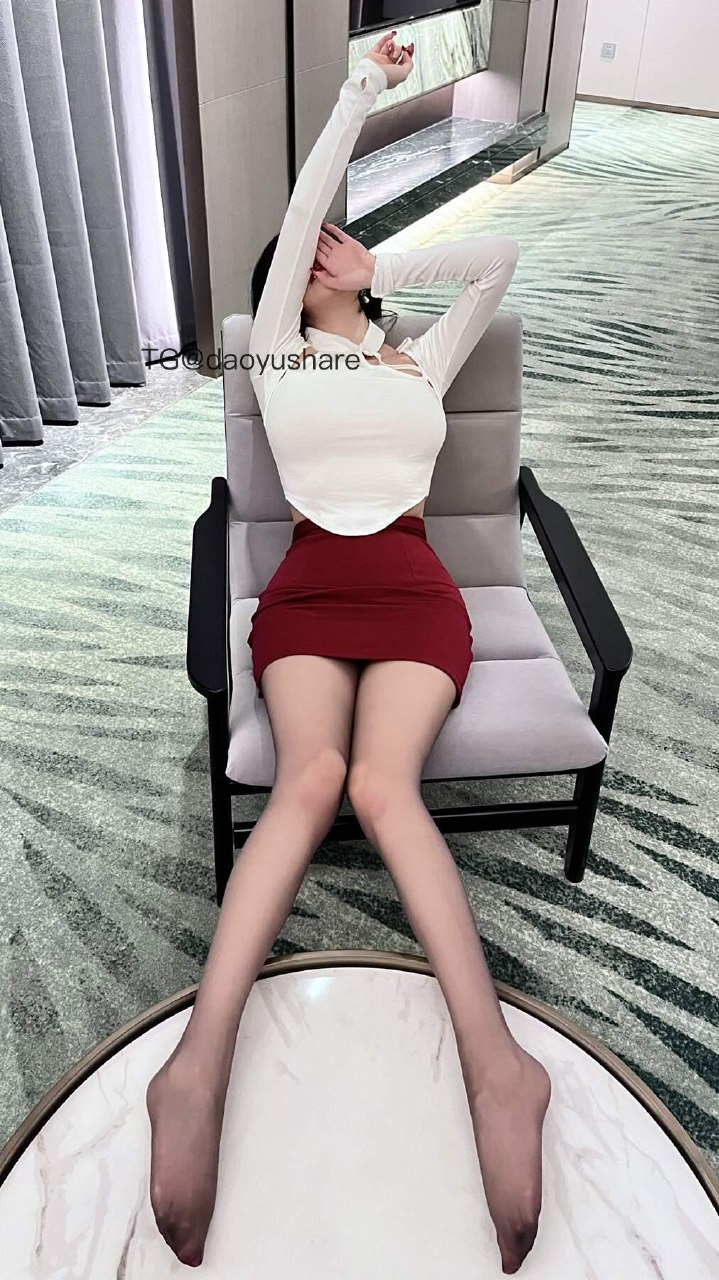 杨晨晨 2025-07-25 21:11:00 腿就好了吧？ 看看腿就好了吧？ 第1张