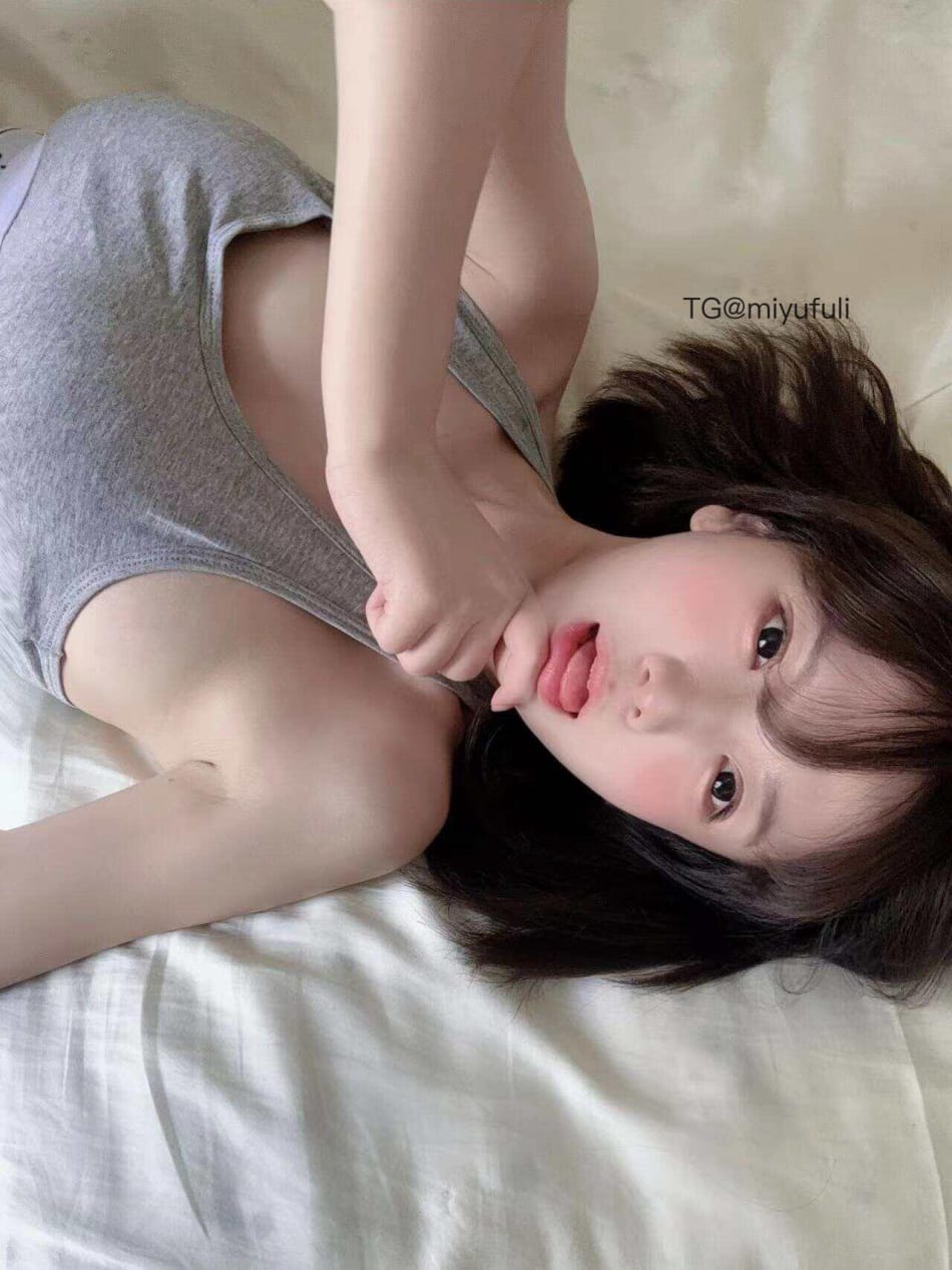 小霞佩奇 2025-07-30 12:55:39 不给🍬就捣蛋🥰  第1张