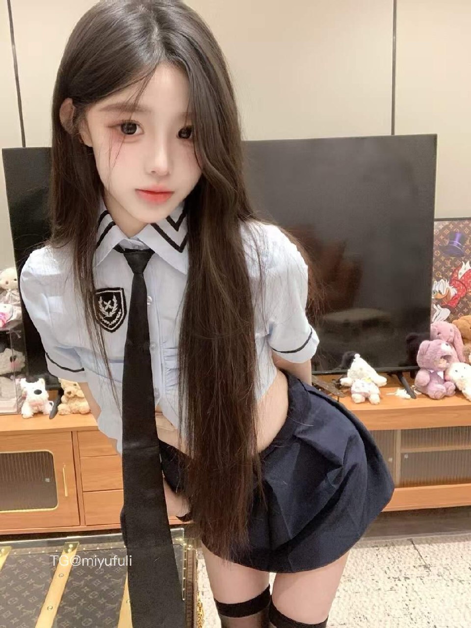 小m 2025-07-29 18:27:35 有什么不懂的，尽管吻我不用客气 第5张