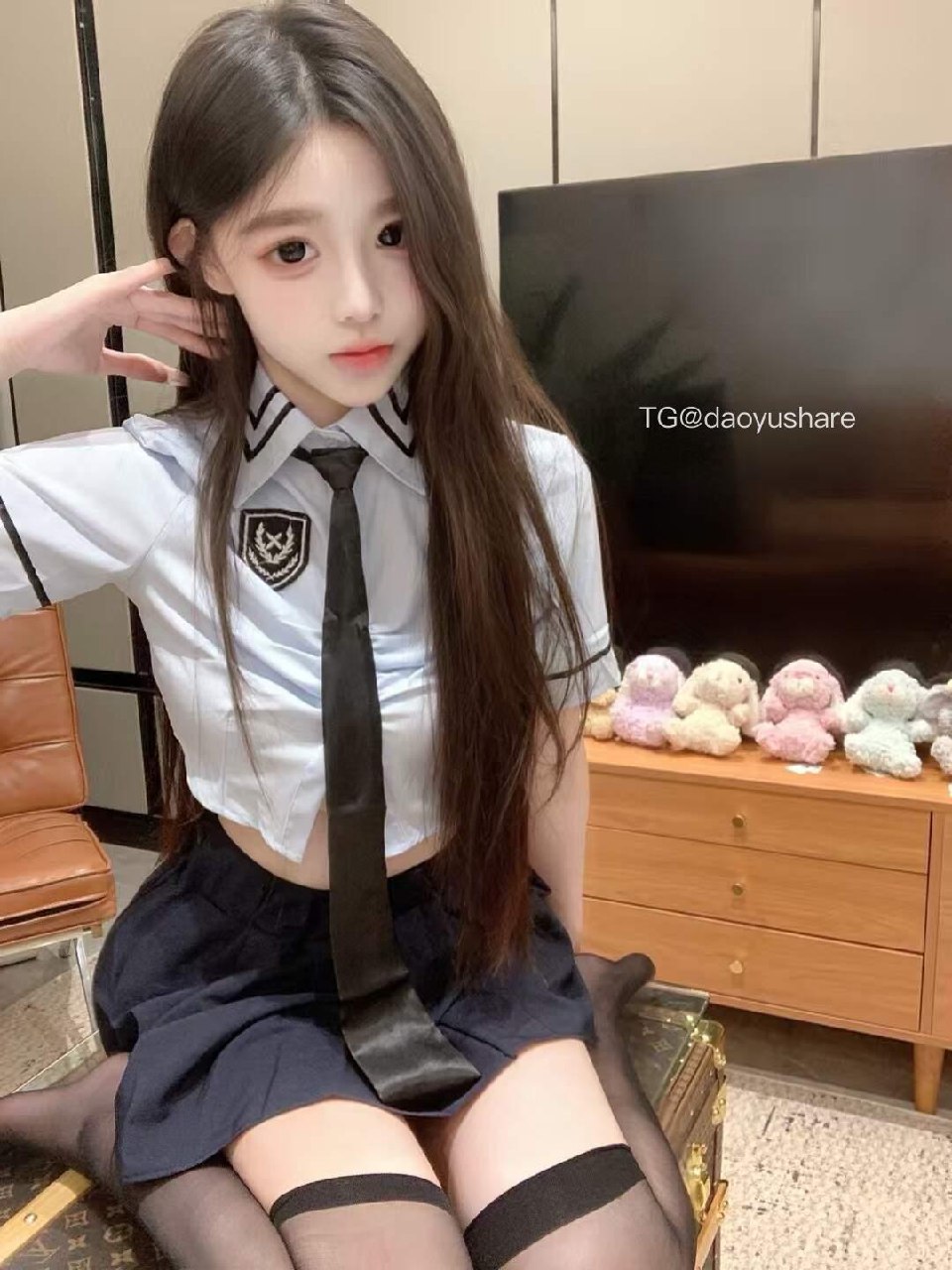 小m 2025-07-29 18:27:35 有什么不懂的，尽管吻我不用客气 第2张