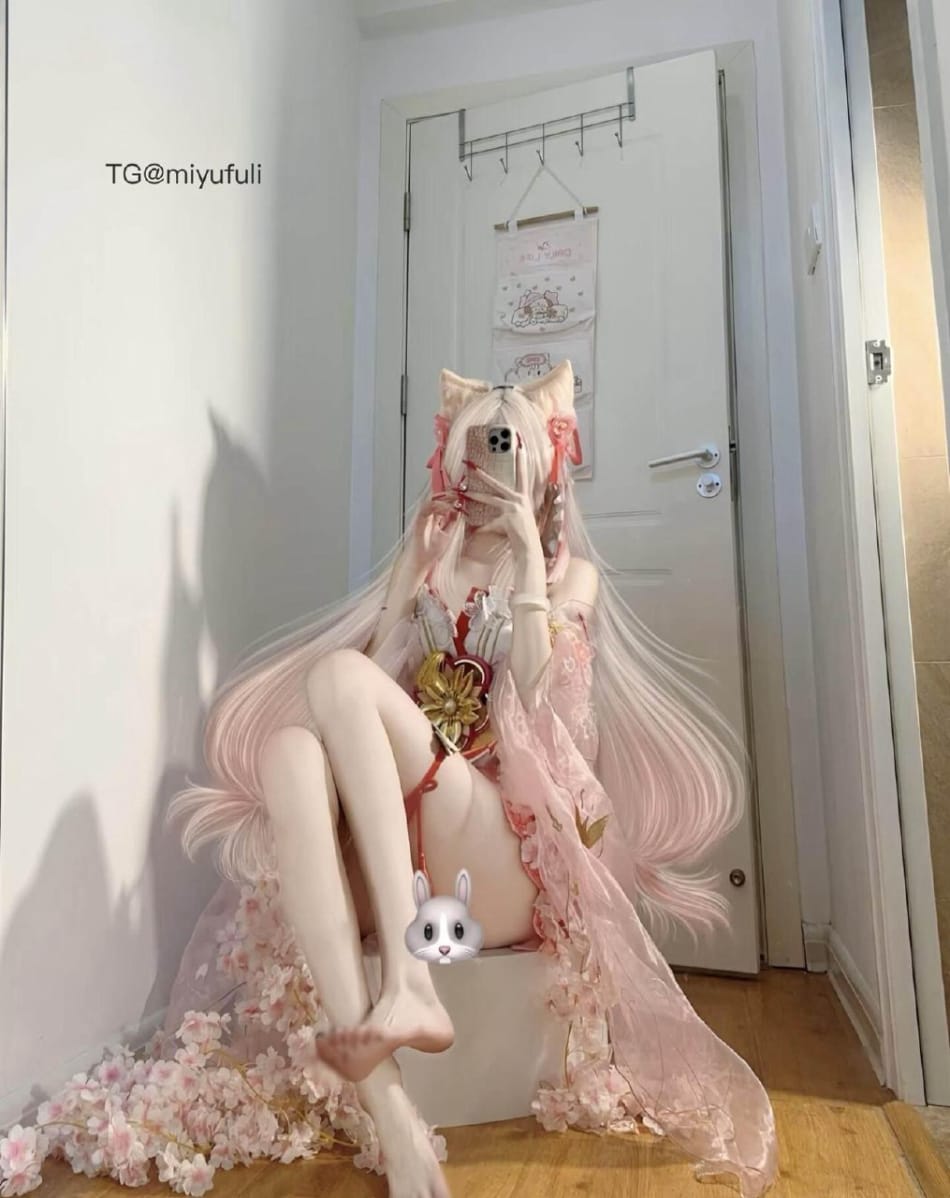 污妖酱 2025-07-23 22:59:47 乖是装的 吃定你的手段罢了 第1张