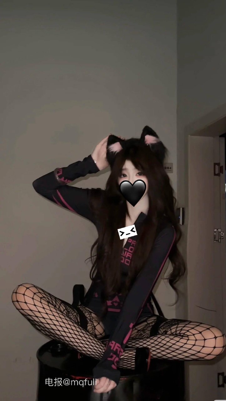 污妖酱 2025-07-30 07:55:23 社会让你心憔悴 爱我就要叫宝贝 第1张