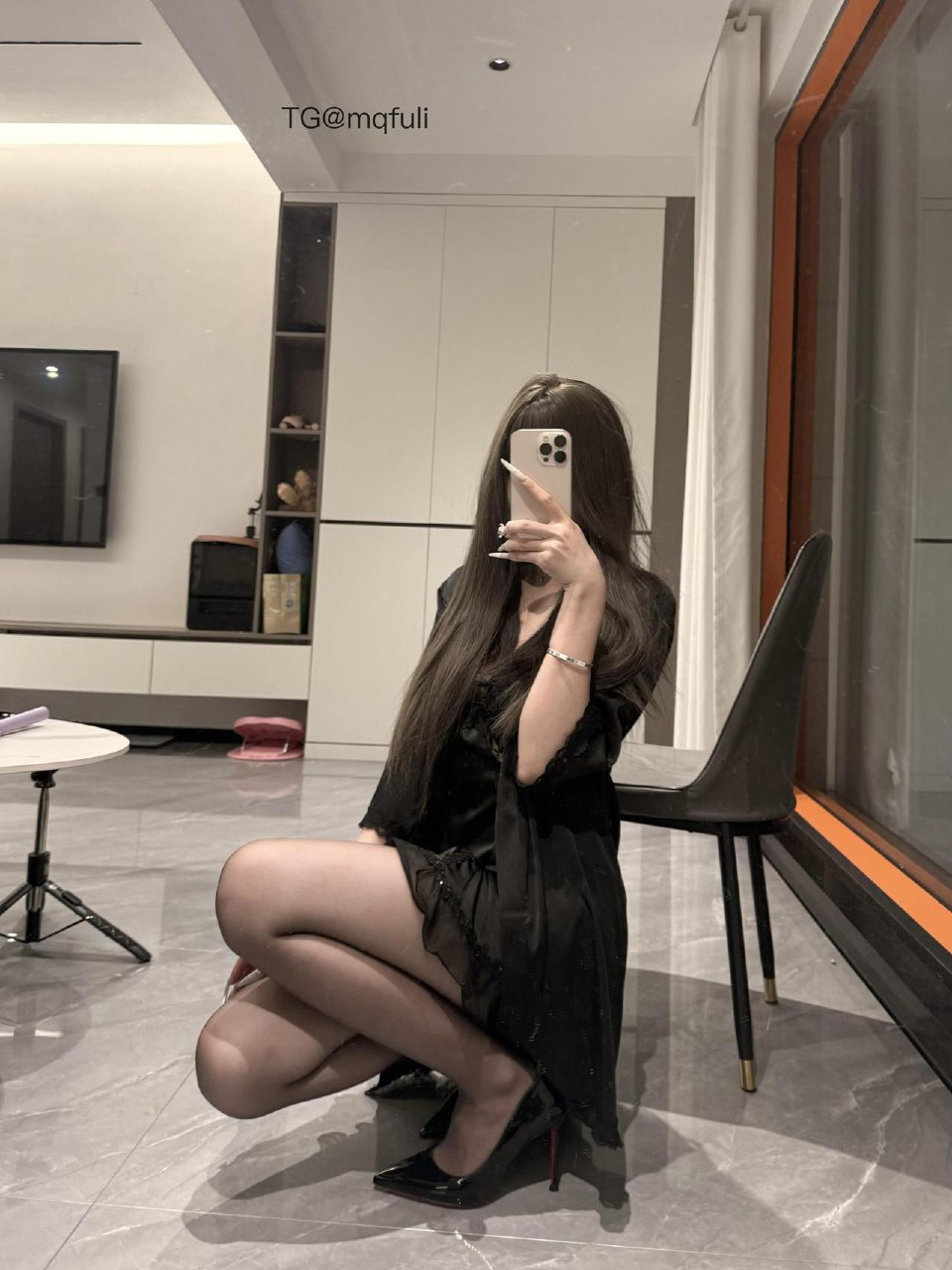 娇七 2025-07-30 15:19:25 黑睡衣✅➕黑丝✅➕黑高跟👠 第7张