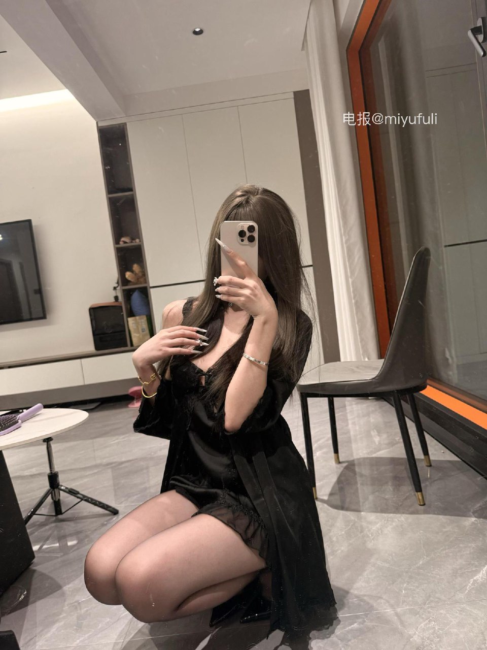 娇七 2025-07-30 15:19:25 黑睡衣✅➕黑丝✅➕黑高跟👠 第11张