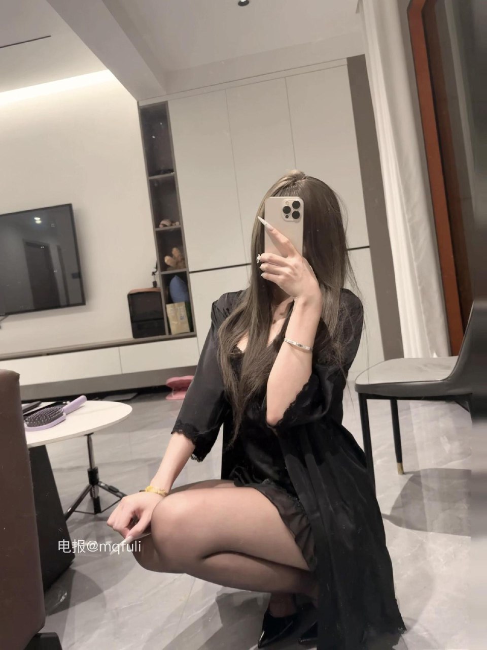 娇七 2025-07-30 15:19:25 黑睡衣✅➕黑丝✅➕黑高跟👠 第10张