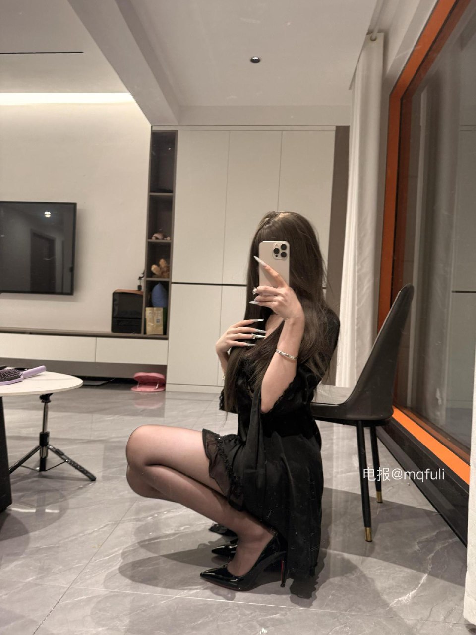 娇七 2025-07-30 15:19:25 黑睡衣✅➕黑丝✅➕黑高跟👠 第5张