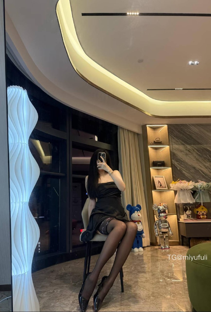 小奈酱 2025-07-31 15:02:14 cos小牛 第2张