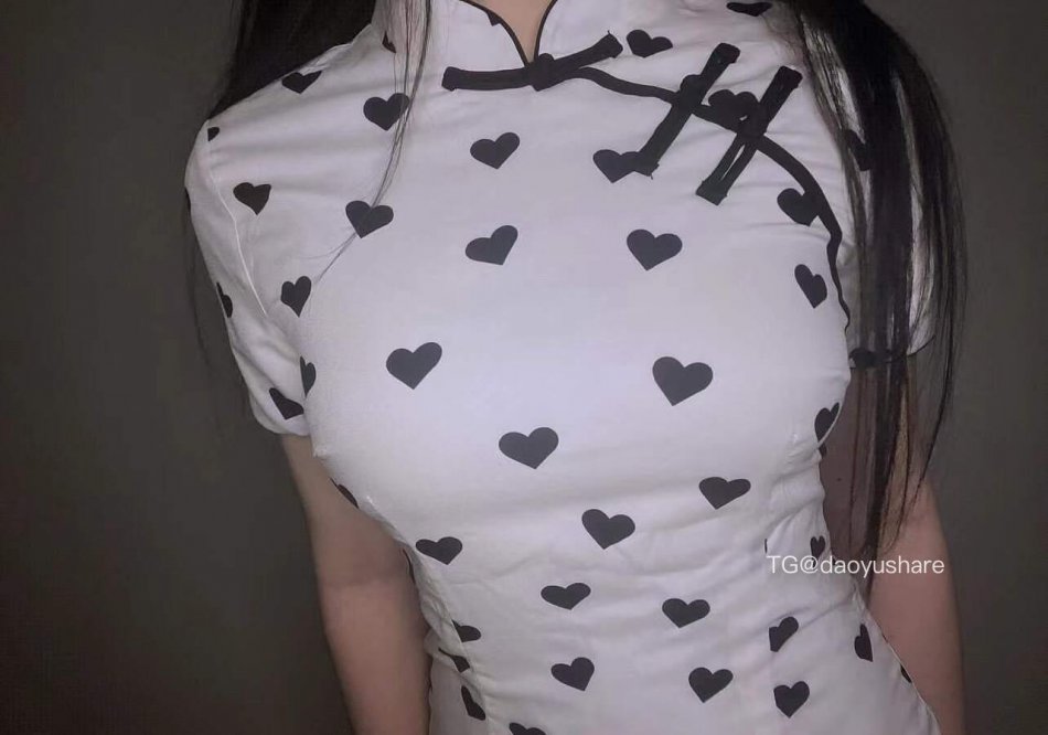 你的小奶猫 2025-07-01 13:14:01 穿高跟加美图秀秀能把我拉到170高