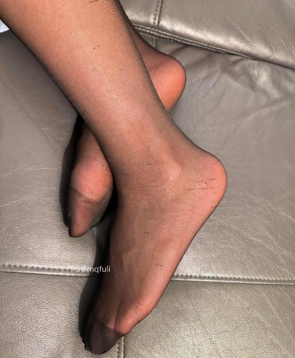 你的小奶猫 2025-07-01 13:14:01 穿高跟加美图秀秀能把我拉到170高