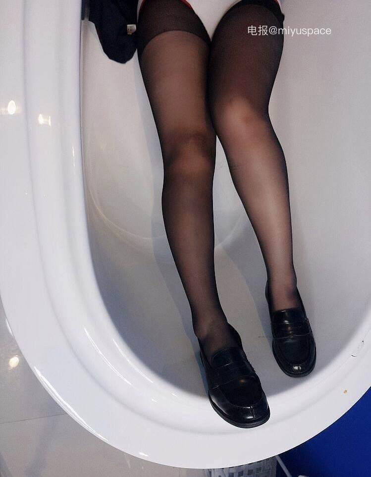 你的小奶猫 2025-07-01 21:18:53 猜猜我cos谁呢