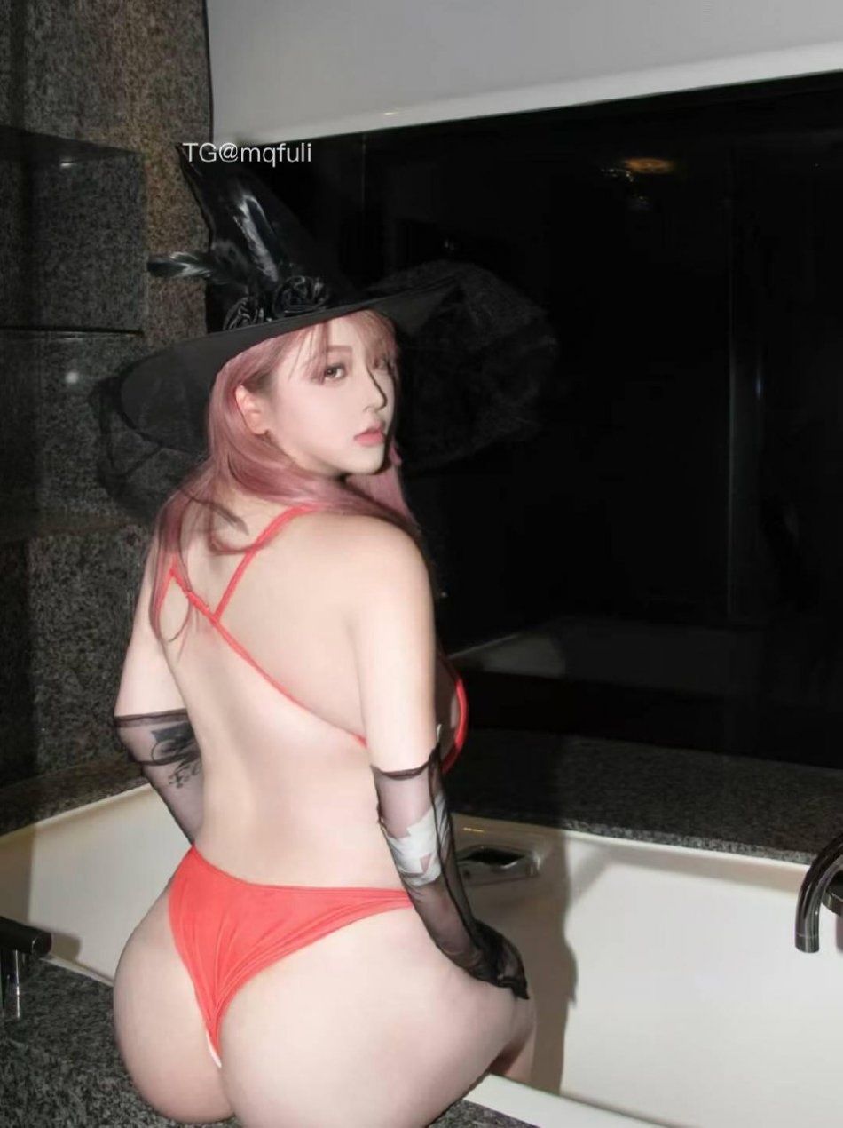 你的渡口 2025-07-19 11:51:37 【付费贴】口子姐珍藏写真图集20张 第19张