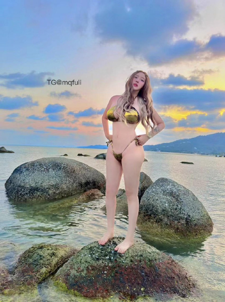 你的渡口 2025-07-19 11:51:37 【付费贴】口子姐珍藏高清写真图集20张 第10张