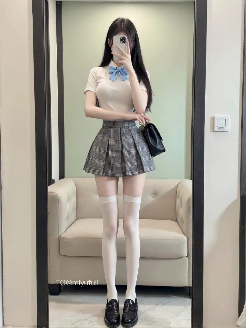 小奶猪🐽 2025-07-07 10:52:38 更新会有点慢噢~你们🉑不能忘记我了呦 小奶猪 第2张