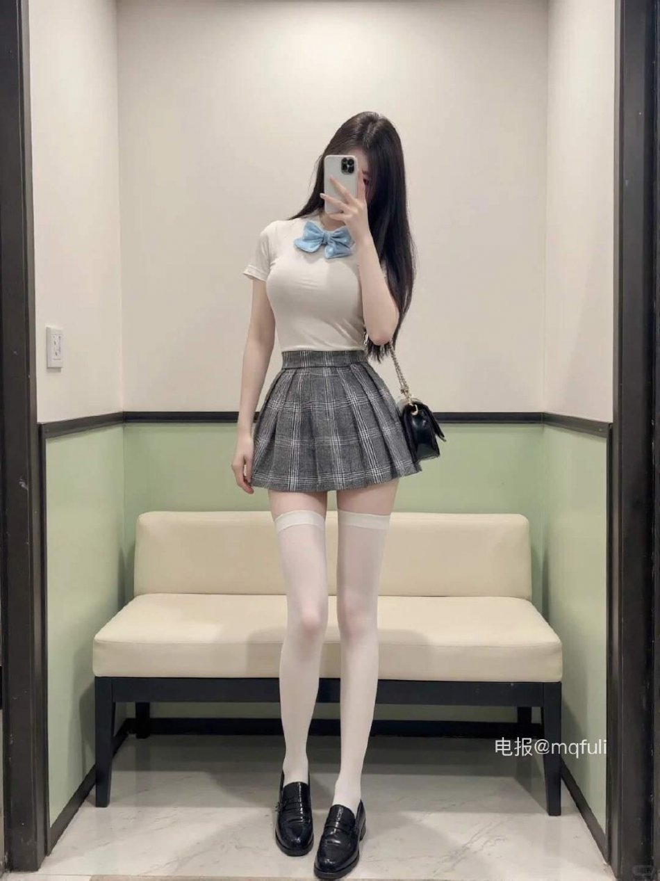 小奶猪🐽 2025-07-07 10:52:38 更新会有点慢噢~你们🉑不能忘记我了呦 小奶猪 第3张