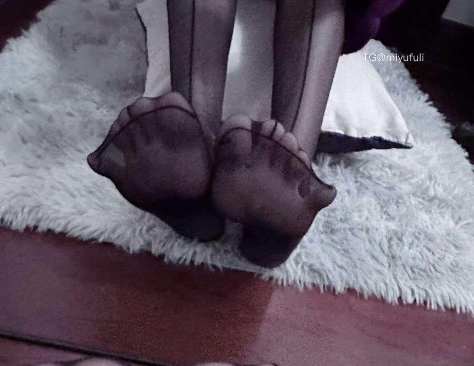 草莓酸奶 2025-07-01 12:27:03 人生本就是一场马不停蹄的相遇和告别 第5张