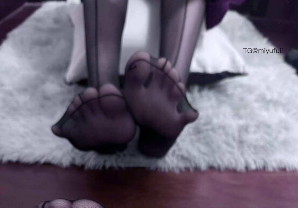 草莓酸奶 2025-07-01 12:27:03 人生本就是一场马不停蹄的相遇和告别 第2张