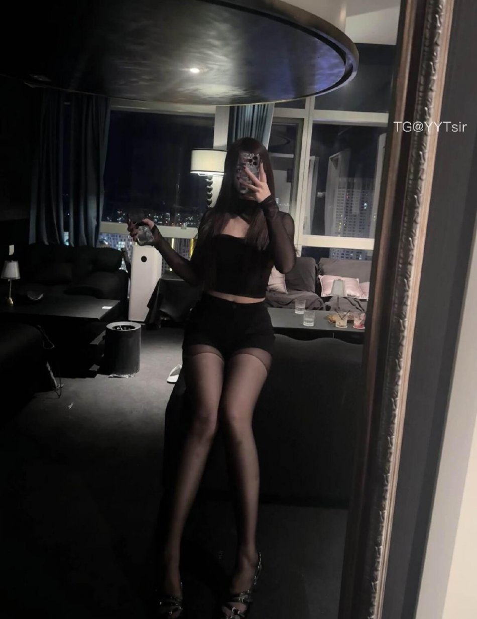 小奈芙🍰 2025-07-15 16:00:14 小点缀穿搭~ 小奈芙 第7张