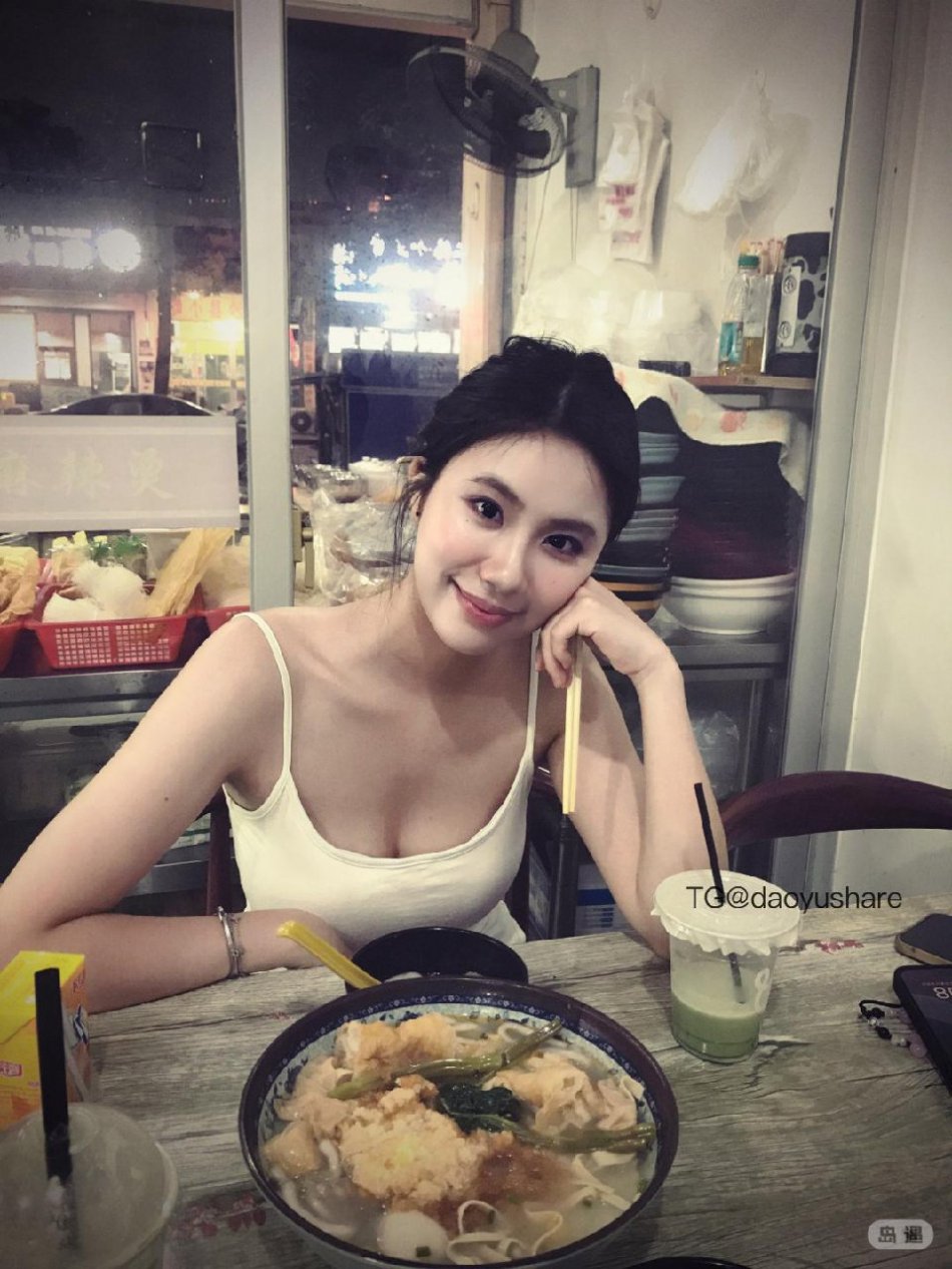 yhhhly 2025-07-23 15:50:29 你的第一句话能是我爱你吗