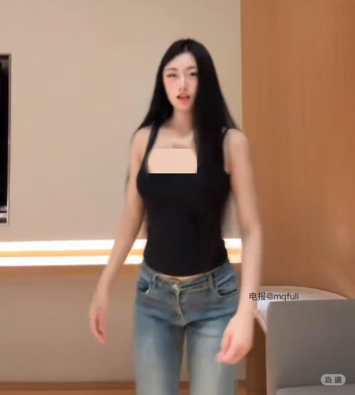 caelum：） 2025-07-07 19:04:53 甜甜小熊🐻 突然出现一下ʕ ᵔᴥᵔ ʔ