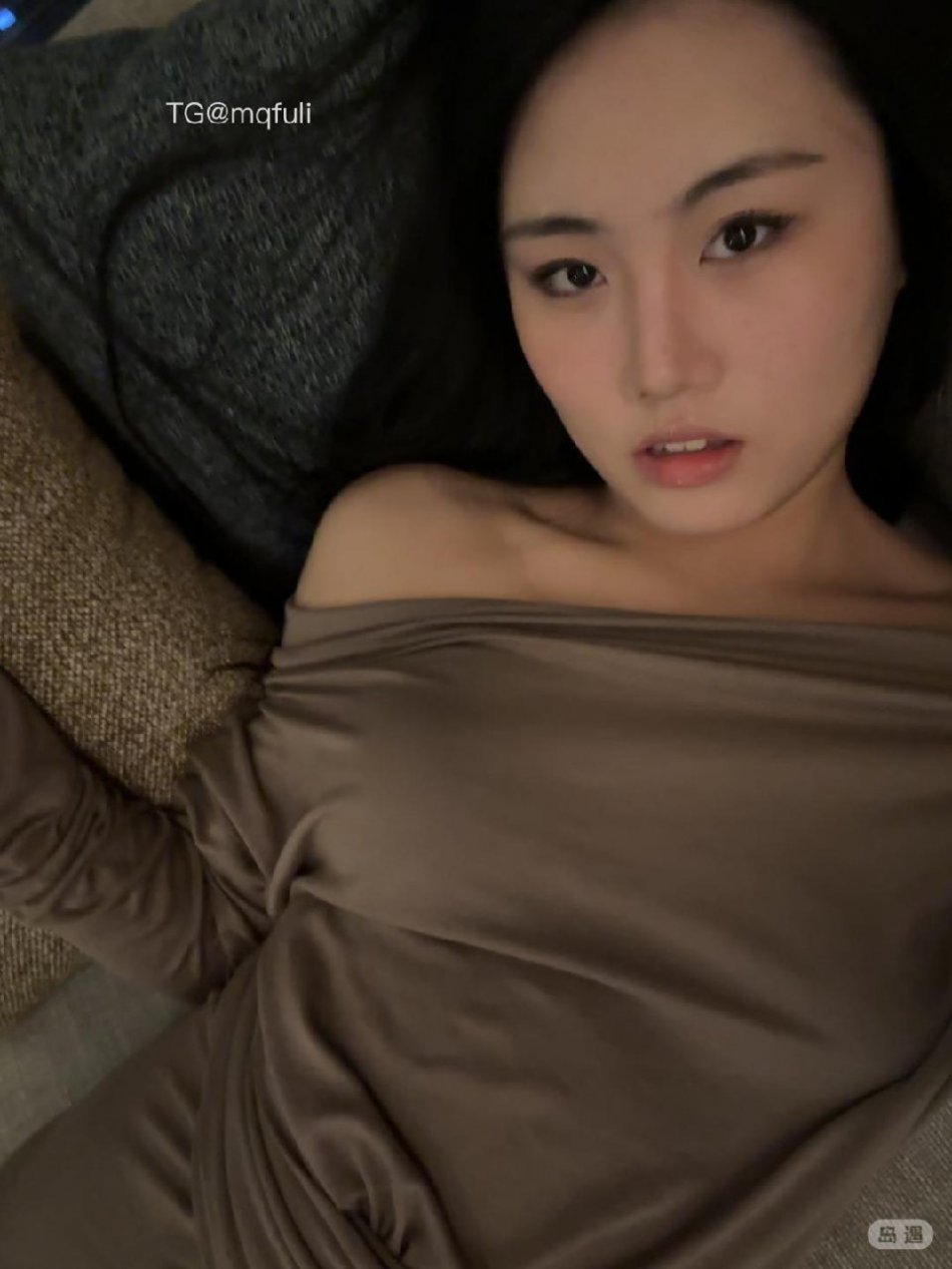 caelum：） 2025-07-07 19:04:53 甜甜小熊🐻 突然出现一下ʕ ᵔᴥᵔ ʔ