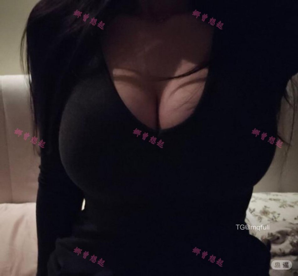 绝版人妻 2025-07-23 01:48:59 大爱红色