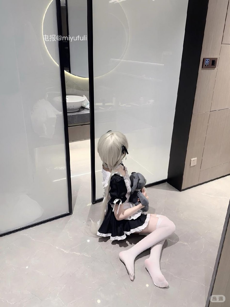 活在痛苦里 2025-07-21 16:33:11 小白丝~